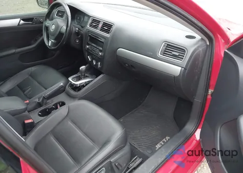 2014 Volkswagen Jetta 1.8T Se from USA, damaged, VIN 3VWD07AJ2EM217858